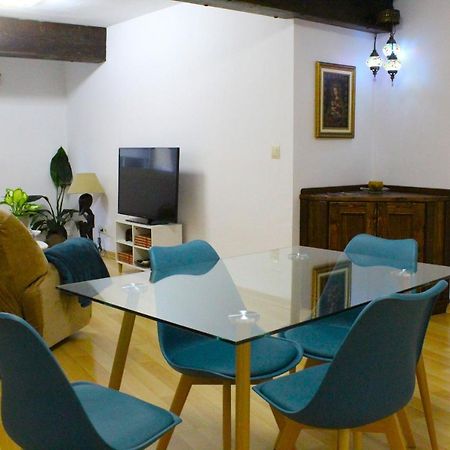 Al Pie Del Camarin Con Parking Gratis Lägenhet Jaén Exteriör bild