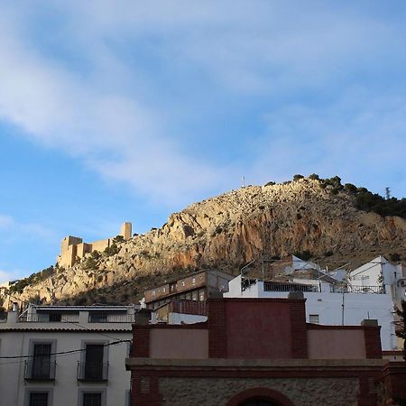 Al Pie Del Camarin Con Parking Gratis Lägenhet Jaén Exteriör bild