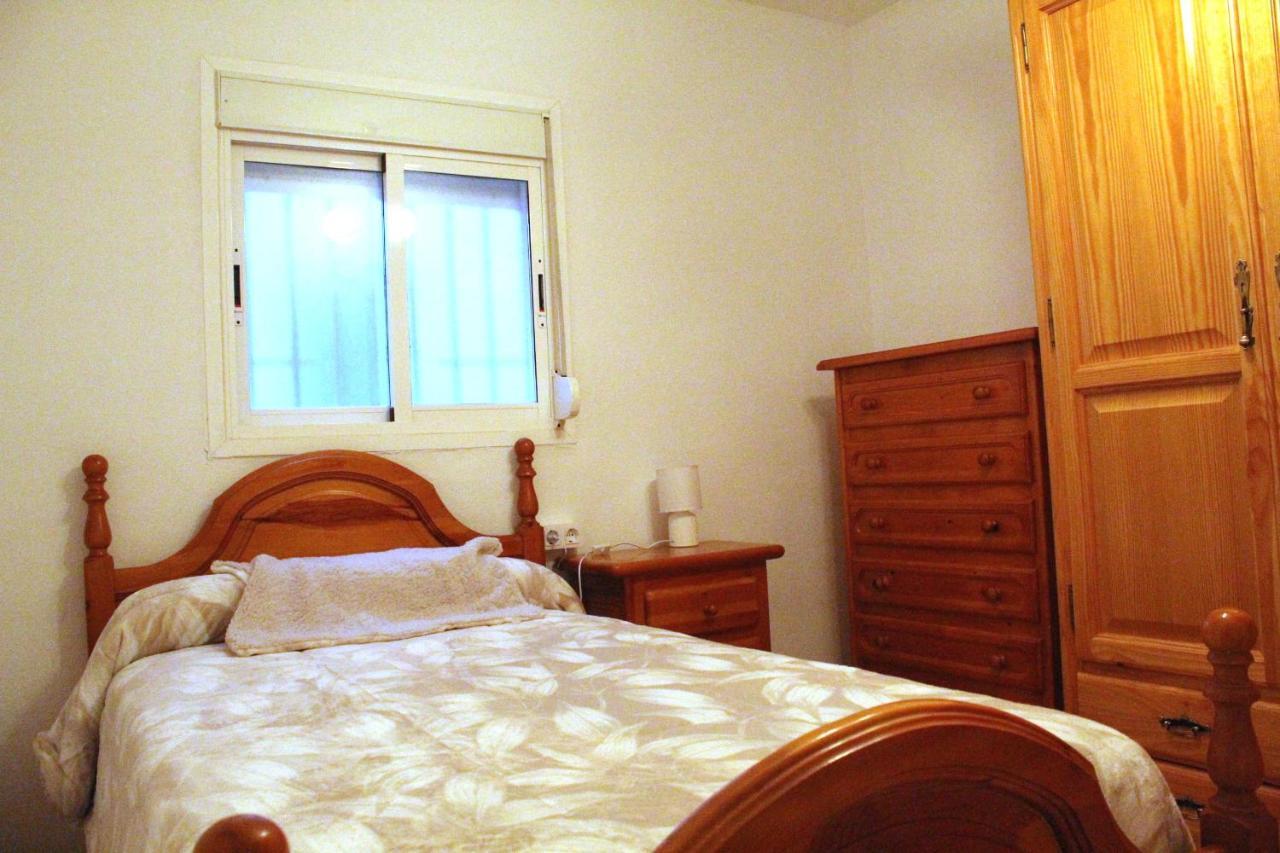 Al Pie Del Camarin Con Parking Gratis Lägenhet Jaén Exteriör bild